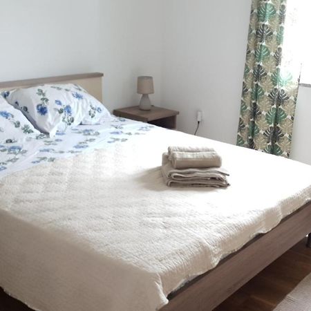 Apartman Lena プーラ エクステリア 写真
